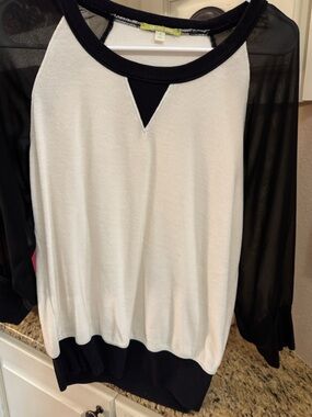 Gianni Bini Black & White Chiffon-Sleeve Raglan Top